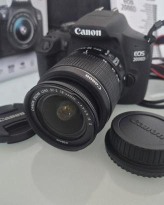 Fotocamera Canon Eos 2000D come nuova 