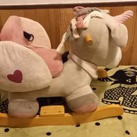 dondolo peluches unicorno