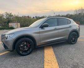 Alfa Romeo Stelvio 2.2 210cv B tech