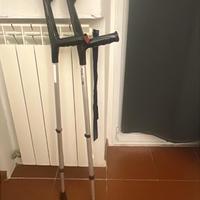 Stampelle di qualità come nuove