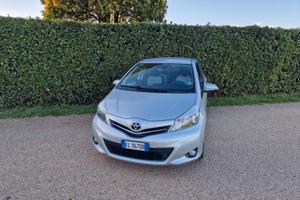Toyota Yaris 1.3 5p Lounge CVT