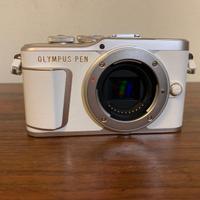 Fotocamera Olympus PEN E-PL10 + accessori