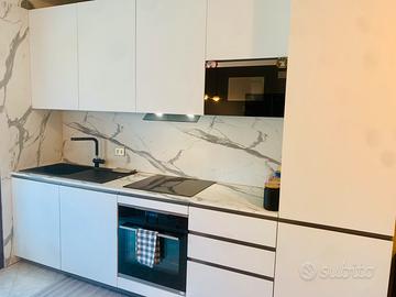 Luminoso BILOCALE con 2 ampie terrazze