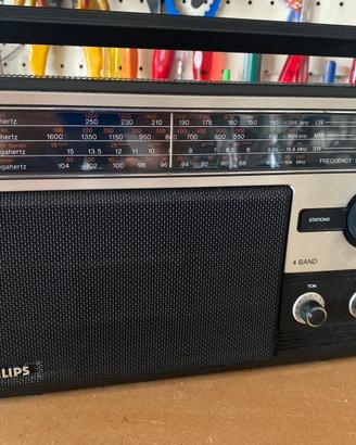 Radio Philips 4 Band mod. 590 Vintage