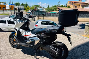 HONDA X-ADV 750 TUTTO INCLUSO ANCHE PASSAGGIO!