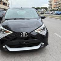 Toyota Aygo Connect 1.0 VVT-i 72 CV 5 porte x-cool