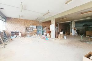 MAGAZZINO A SERRAVALLE PISTOIESE