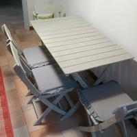 tavolo più sedie da interno/esterno in legno 