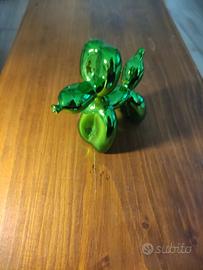 Scultura Cane Palloncino Verde Cromato Lucido