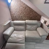 Divano due posti in pelle