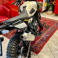 Royal Enfield Himalayan 450 - 2025