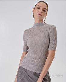 Rinascimento: lupetto platino in lurex a costine