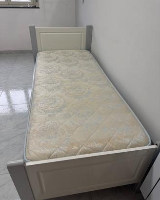Letto singolo con materasso