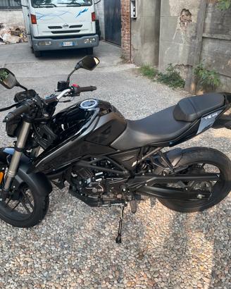 Voge brivido R125