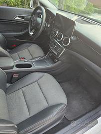 Mercedes station wagon