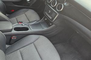 Mercedes station wagon