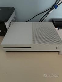 XBox One S 1TB +2 Contr (Stellar Shift) +12 giochi