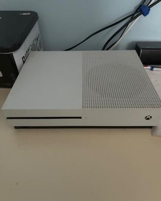XBox One S 1TB +2 Contr (Stellar Shift) +12 giochi