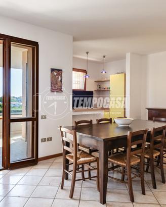 TRILOCALE CON TERRAZZO