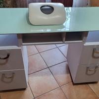 Tavolo unghie Onicotecnica in cristallo