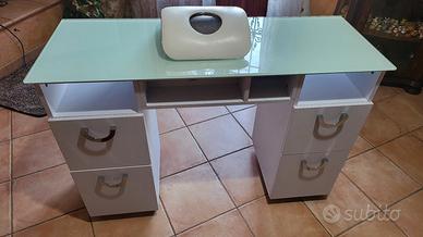 Tavolo unghie Onicotecnica in cristallo