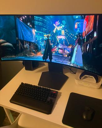 Pc gaming 4070 + monitor OLED + accessori