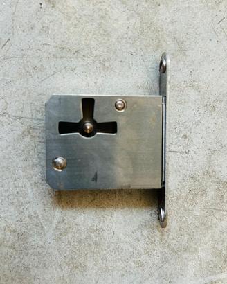 Serrature per mobili “Meroni”
