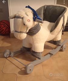 Cavallo a dondolo