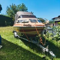 Barca glastron laraya. Semicab