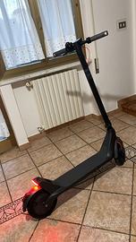 MONOPATTINO ELETTRICO XIAOMI 4  LITE SECONDA GEN