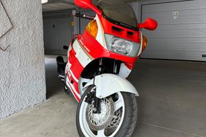 Honda CBR 1000 f