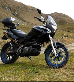 Aprilia pegaso strada