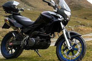 Aprilia pegaso strada