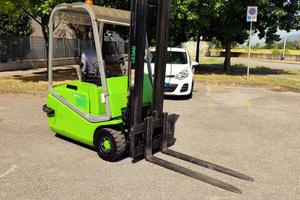 CARRELLO ELEVATORE ELETTRICO CESAB BLITZ 312