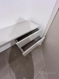 Scrivania in legno laccato bianco/grigio