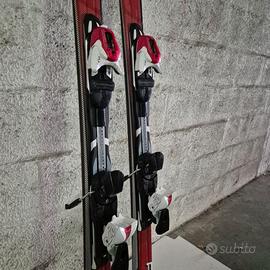 Sci con bastoncini Atomic