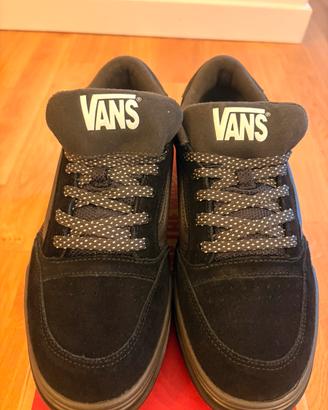 VANS HYLANE 42,5