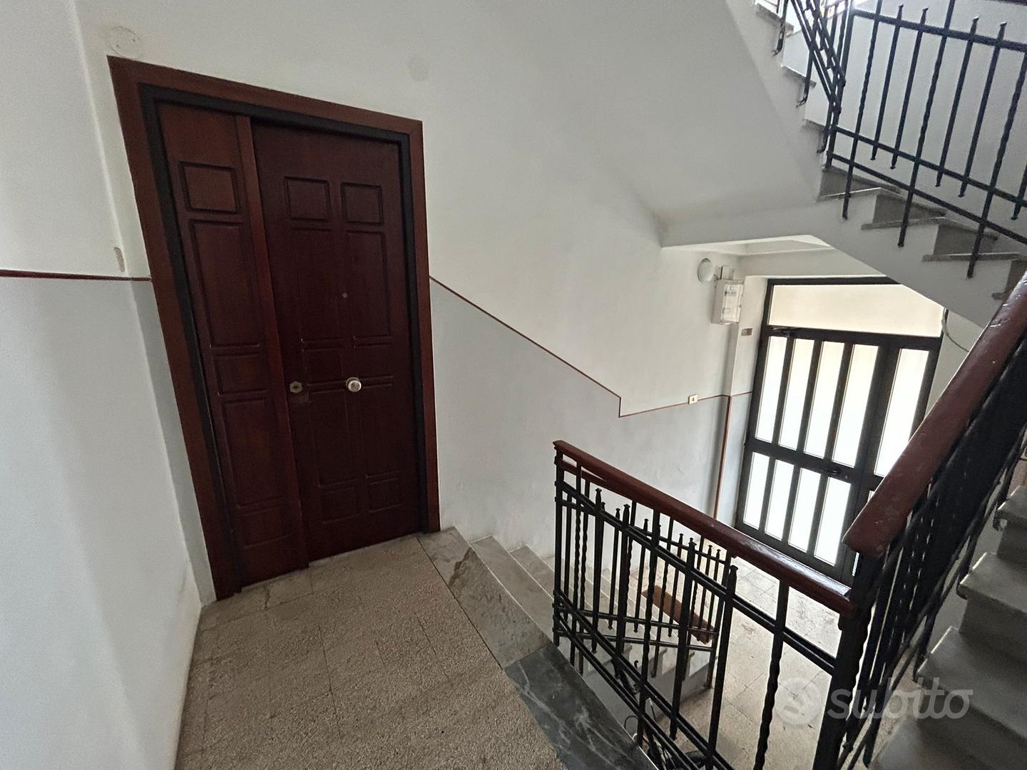 Apartment in ME - Vista 5
