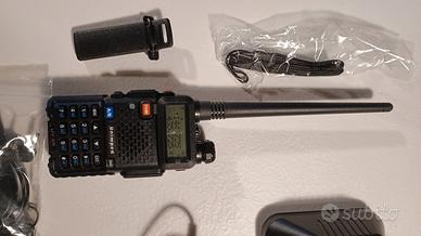 Ricetrasmettitore portatile amatoriale