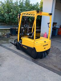 Carrello elevatore elettrico marca Hyster 2000kg