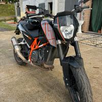 Ktm duke 690