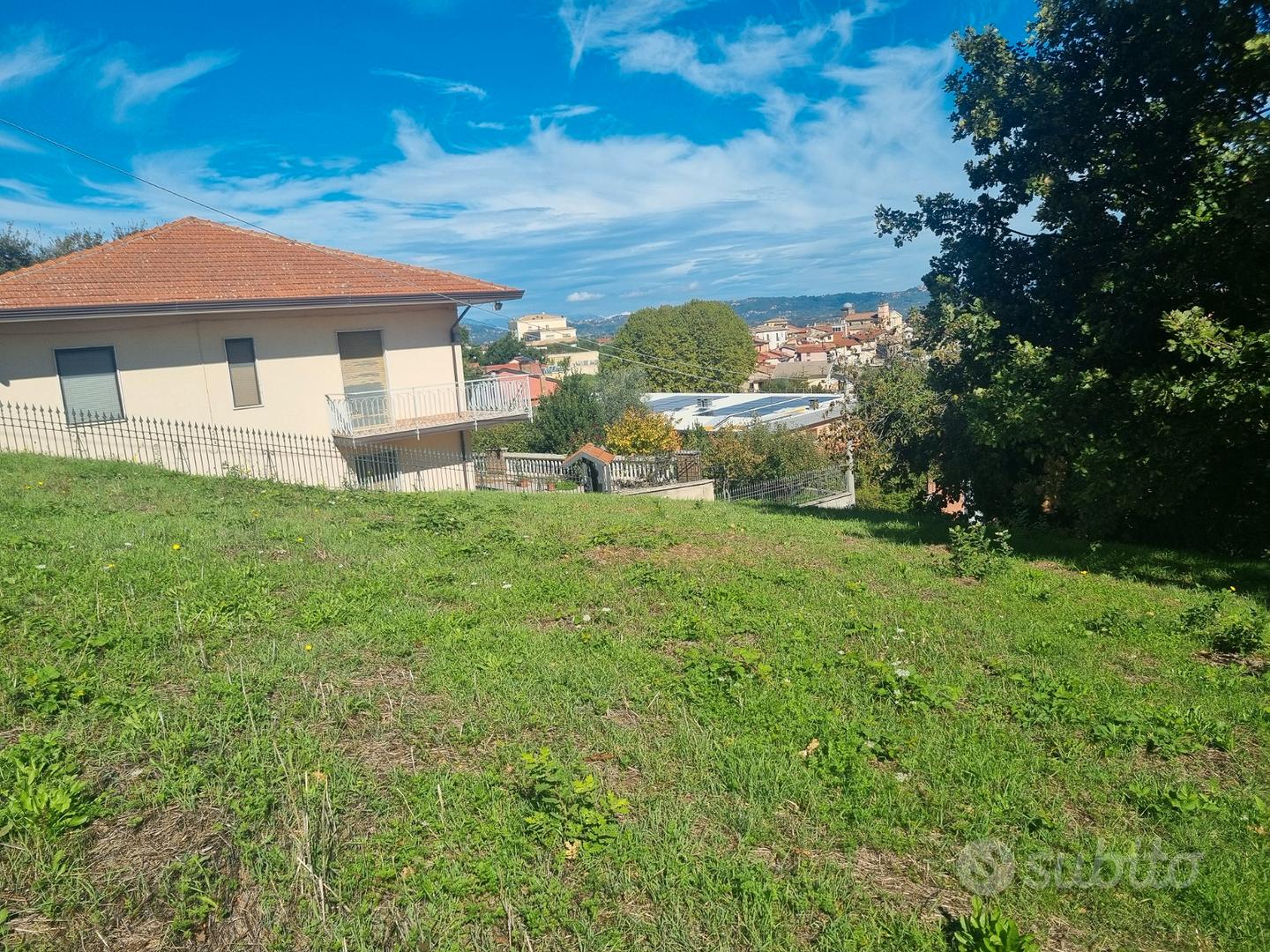 Terreno di mq. 4.104 di cui mq. 2.974 edificabili - Altro