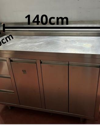 Banco da lavoro professionale in acciaio inox