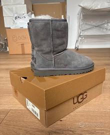 UGG bambina grigia 31