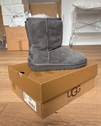 UGG bambina grigia 31