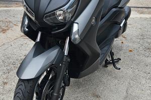 Yamaha XMax 250 