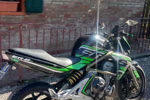 Kawasaki Er6n depotenziata solo a libretto ma ripo