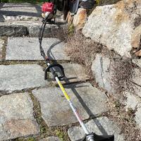 Decespugliatore a a spalla Honda