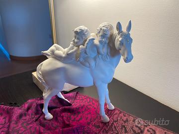 Figura di cavallo con amgeli