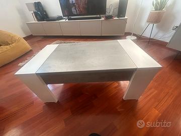 Tavolino con piano sollevabile